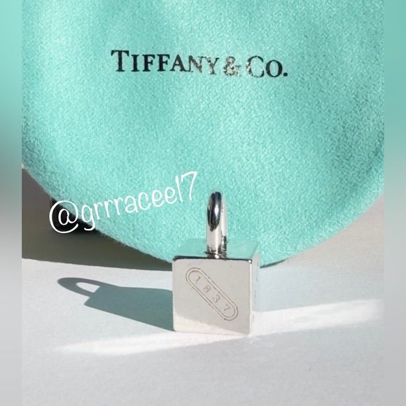 AUTH RARE vintage Tiffany & Co. 1837 cube charm/pendant✨ - Picture 6 of 16